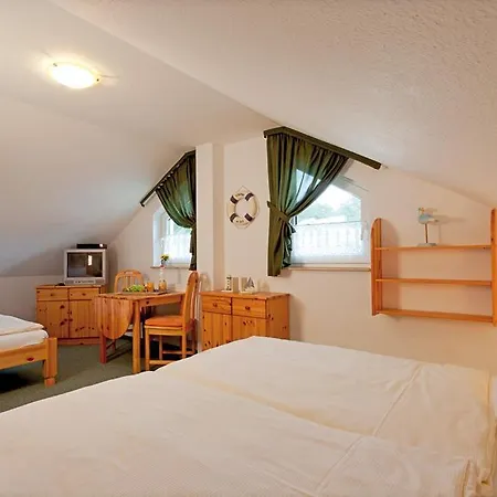 68 1, Sanddornweg 6 B *