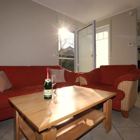 68 1, Sanddornweg 6 B *